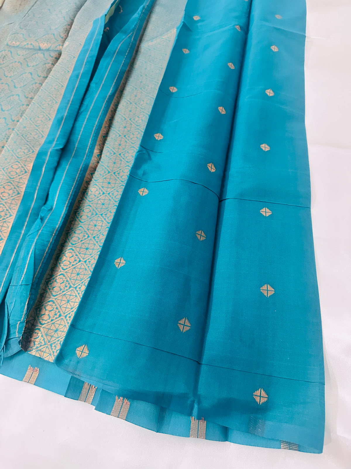 Green —  Cotton Blend Saree