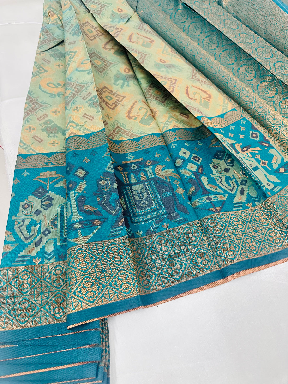 Green —  Cotton Blend Saree